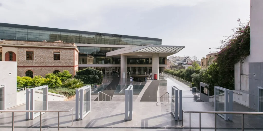 the museum of the acropolis